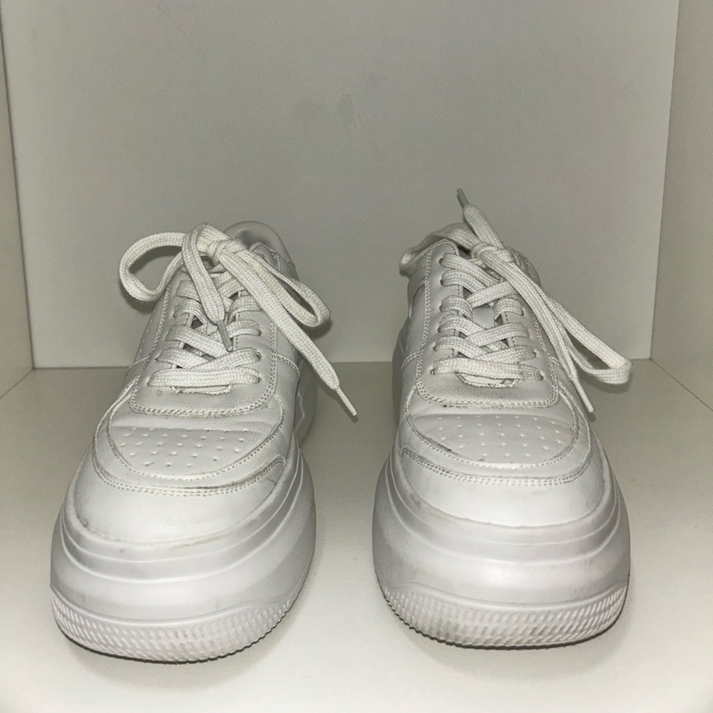 Steve Madden Chunky Platform Sneakers